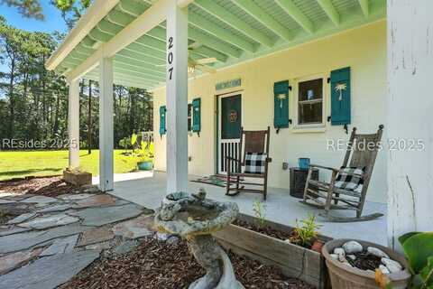207 Goethe Hill Road, Beaufort, SC 29906