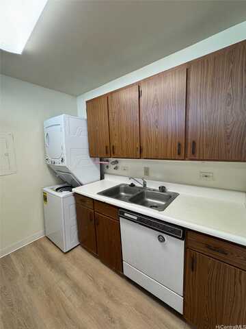 1040 Kinau Street, Honolulu, HI 96814