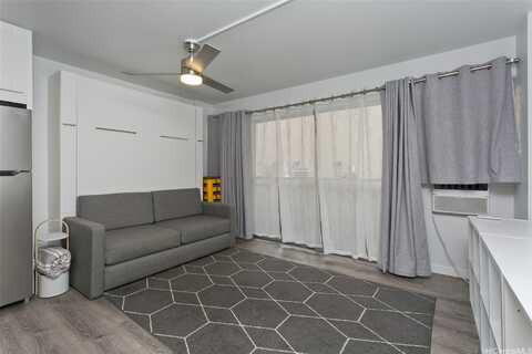 247 Beach Walk, Honolulu, HI 96815