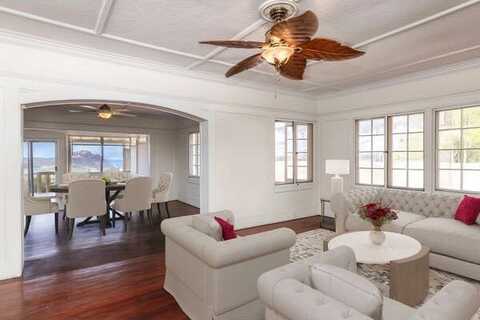 3735 Manini Way, Honolulu, HI 96816