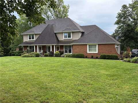12918 Lakeland Drive, Saint Joseph, MO 64506