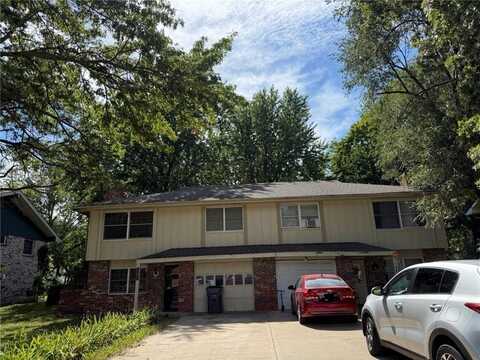 1425/27 E Willow Drive, Olathe, KS 66062