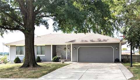 1912 Honeysuckle Street, Kearney, MO 64060