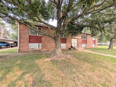 100 N Green Street, Yates Center, KS 66783