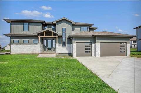 3205 SW Saddlebred Terrace, Lees Summit, MO 64082