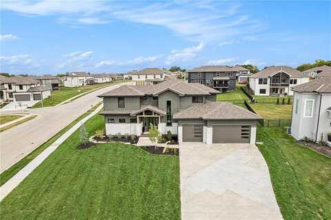 3205 SW Saddlebred Terrace, Lees Summit, MO 64082