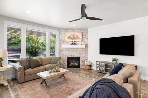 4295 W Lost Rapids Dr, Meridian, ID 83646