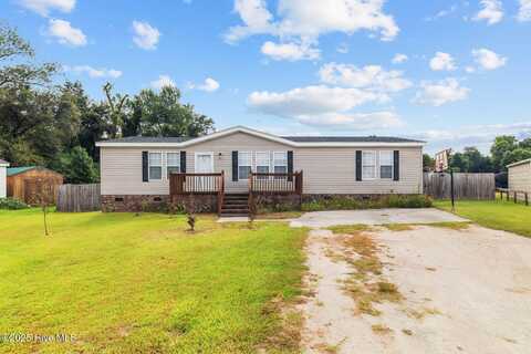 222 Busch Drive, Richlands, NC 28574