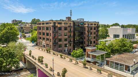 1060 Worlds Fair Park Drive, Knoxville, TN 37916