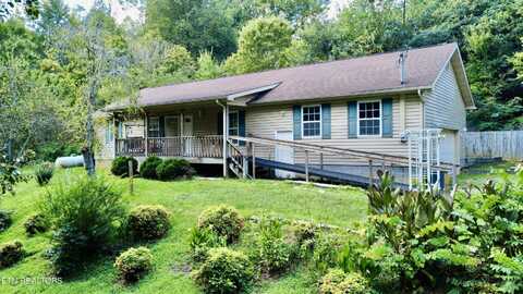 5508 Old Walland Hwy, Walland, TN 37886