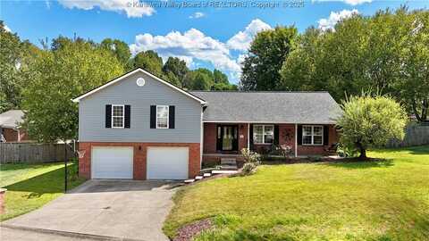 112 Mulberry Drive, Hurricane, WV 25526