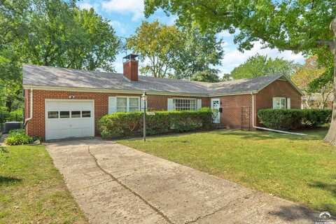 1633 Stratford Road, Lawrence, KS 66044