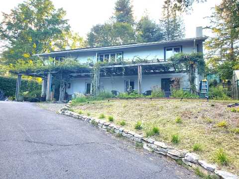 109 Rebel Ridge Rd, Lexington, VA 24450