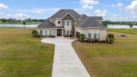 211 Oakwood Drive, Hope Hull, AL 36043