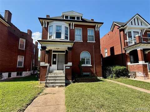 4419 Holly Avenue, Saint Louis, MO 63115