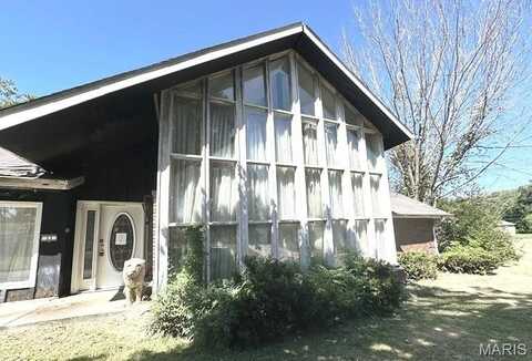 11 Calhoun Lane, East Saint Louis, IL 62203