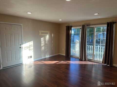 480 Witney Court, North Brunswick, NJ 08902