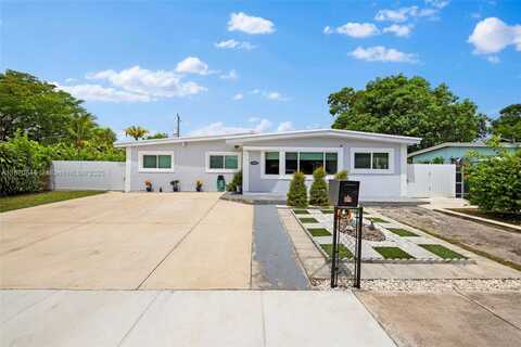 18022 NW 7th Ct, Miami Gardens, FL 33169