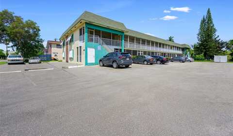 2905 Pierce St, Hollywood, FL 33020