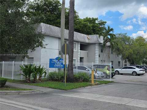 17255 SW 95th Ave, Palmetto Bay, FL 33157