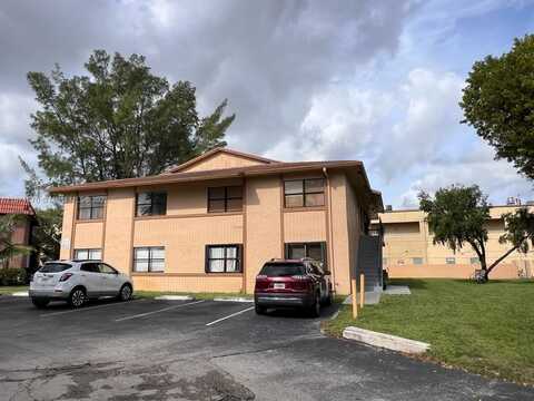 2745 W 66th St, Hialeah, FL 33016