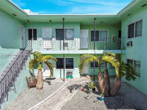 521 NE 82nd Ter, Miami, FL 33138