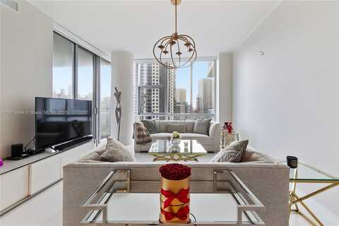 851 NE 1st Ave, Miami, FL 33132