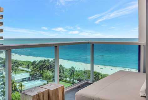 102 24th St, Miami Beach, FL 33139