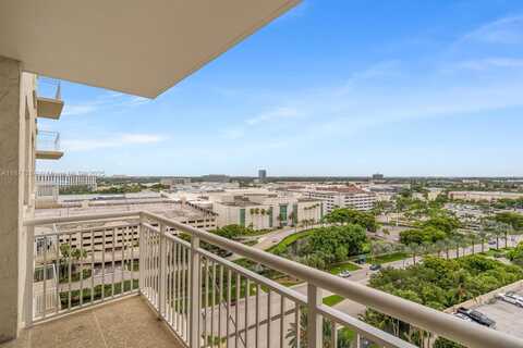 19501 W Country Club Dr, Aventura, FL 33180