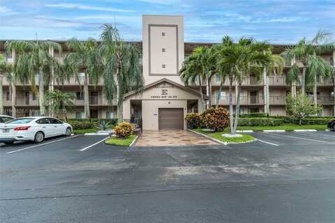 12550 SW 15th St, Pembroke Pines, FL 33027