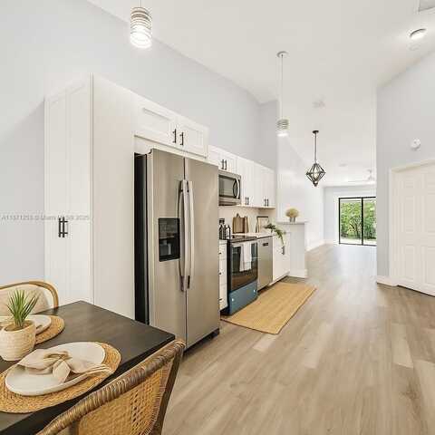 3639 NW 83rd Ln, Sunrise, FL 33351