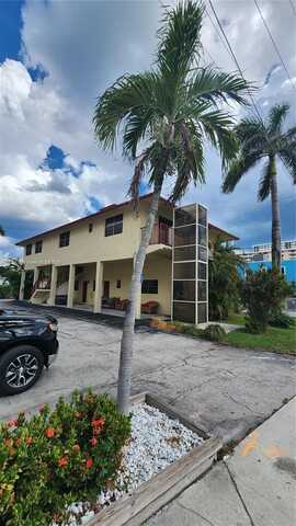 513 S Ocean Dr, Hollywood, FL 33019