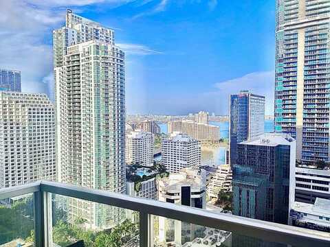 1050 BRICKELL AV, Miami, FL 33131