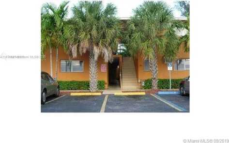 7901 SW 64th Ave, South Miami, FL 33143
