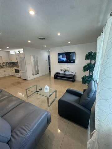 4808 NW 27th Ter, Tamarac, FL 33309