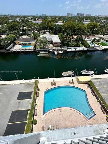 2020 NE 135th St, North Miami, FL 33181