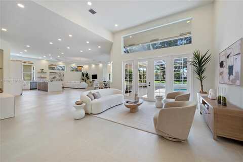 12140 NW 10th St, Coral Springs, FL 33071