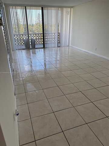 4222 Inverrary Blvd, Lauderhill, FL 33319