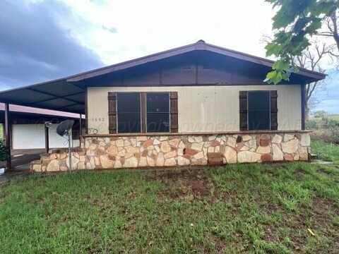 1002 Geno O Lane, Childress, TX 79201