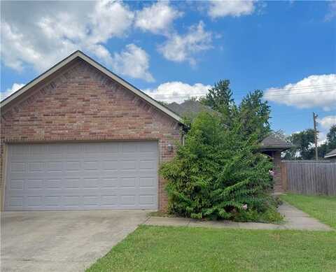 912 SW Crownview ST, Bentonville, AR 72712