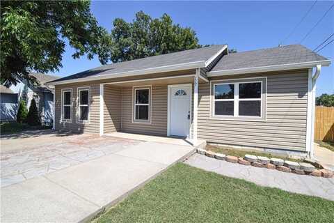 117 E Veterans PKWY, Rogers, AR 72756