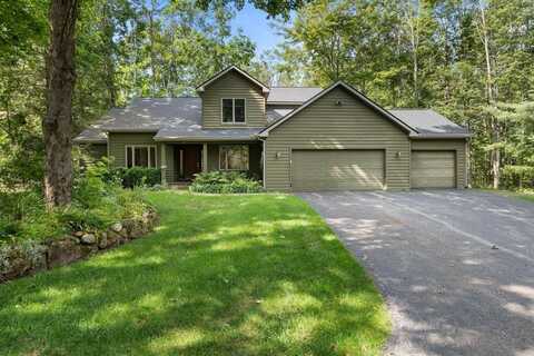 1145 Woodridge Drive, Petoskey, MI 49770