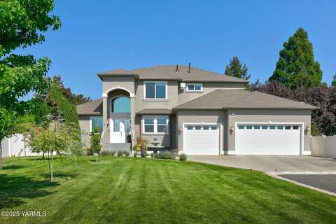 12 N 67th Ave, Yakima, WA 98908