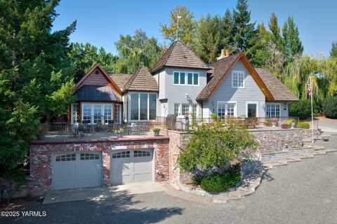 901 N 66th Ave, Yakima, WA 98908