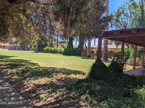 746 E MARYLAND Avenue, Phoenix, AZ 85014