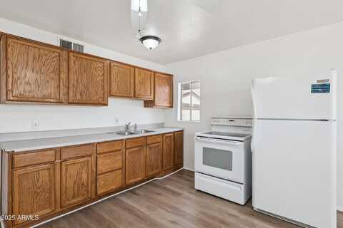 2525 E WILLETTA Street, Phoenix, AZ 85008