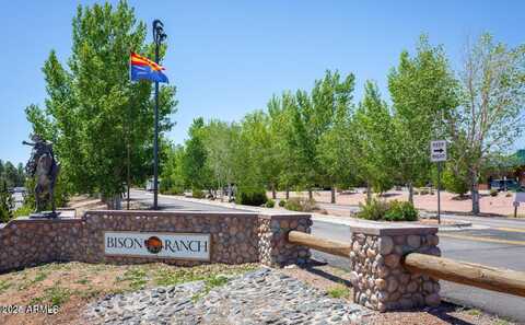 2399 QUARTER HORSE Trail, Overgaard, AZ 85933