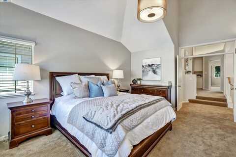 314 W Meadows Ln, Danville, CA 94506