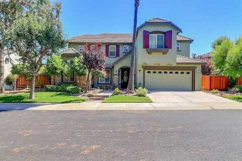 531 Half Moon Ct, Discovery Bay, CA 94505