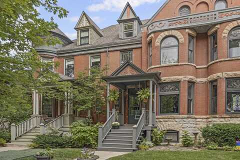 204 Forest Avenue, Oak Park, IL 60302